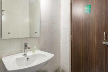 Treebo Golden Pearl Koramangala Hotel Bangalore Ngoại thất bức ảnh